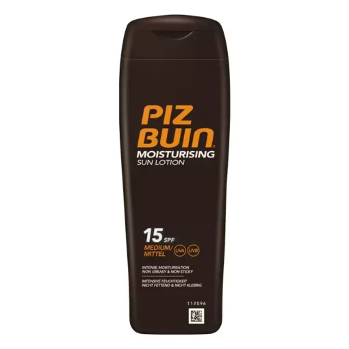 Piz Buin Moisturising Sun Lotion SPF 15 – Solskydd och återfuktning i en lättabsorberande formula.